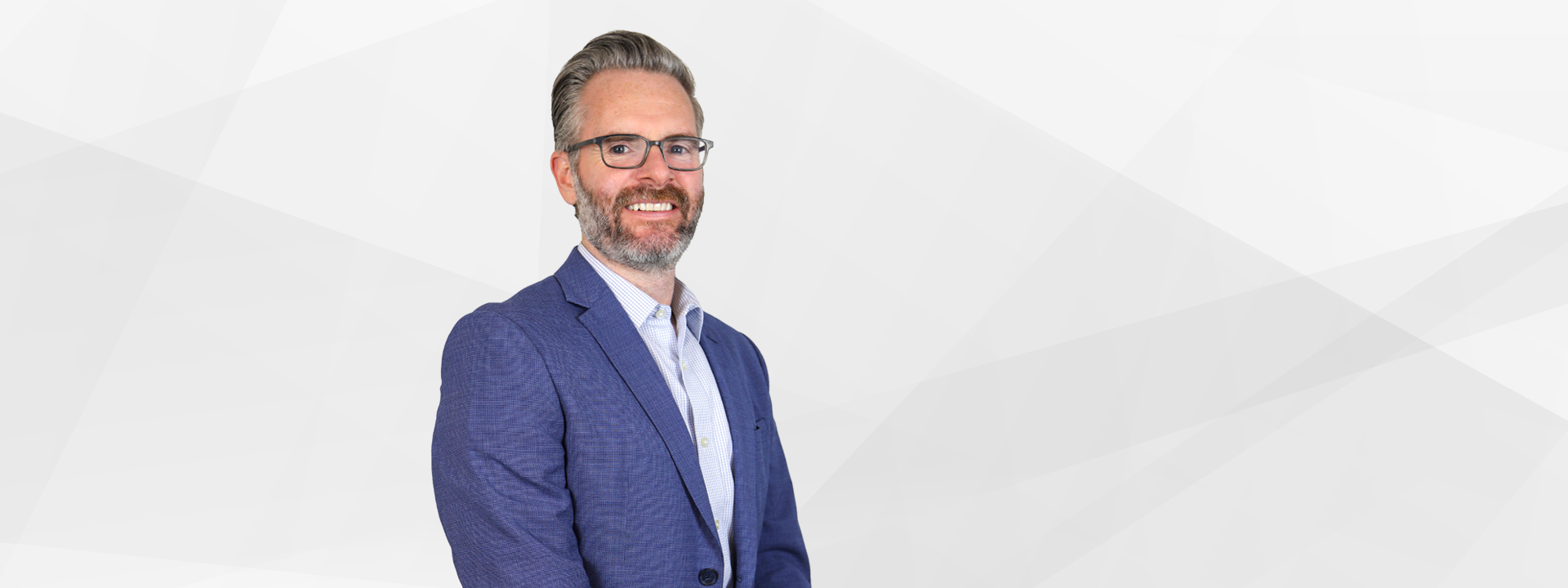 Aaron Henderson headshot